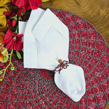 Load image into Gallery viewer, Octopus Napkin Rings, Red octopus Napkin Rings, Blue Octopus Napkin Holder, Nautical Napkin Rings, Wedding Napkin Rings, Beach Napkin rings, Tropical napkin rings, Holiday Napkin Rings, Decorative Serviette Rings, Holiday Napkin Holders, Napkin Ring Buckles