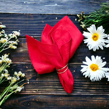 Load image into Gallery viewer, Red Linen Napkins, Red Napkins, Red Wedding Napkins, Linen Napkins, Dinner Napkins, Handmade Napkins, Wedding Napkins, Valentine's Day napkins, Luxury linen napkins, Dining napkins, cloth napkins, Napkins, Napkins Set, Table Napkins, Spring linen napkins, party napkins, Flax napkins