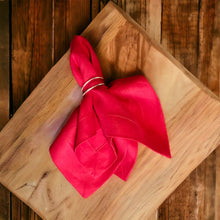 Load image into Gallery viewer, Red Linen Napkins, Red Napkins, Red Wedding Napkins, Linen Napkins, Dinner Napkins, Handmade Napkins, Wedding Napkins, Valentine's Day napkins, Luxury linen napkins, Dining napkins, cloth napkins, Napkins, Napkins Set, Table Napkins, Spring linen napkins, party napkins, Flax napkins