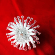 Load image into Gallery viewer, White Gerbera Napkin Rings (12pcs/set)