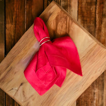 Load image into Gallery viewer, Red Linen Napkins, Red Napkins, Red Wedding Napkins, Linen Napkins, Dinner Napkins, Handmade Napkins, Wedding Napkins, Valentine&#39;s Day napkins, Luxury linen napkins, Dining napkins, cloth napkins, Napkins, Napkins Set, Table Napkins, Spring linen napkins, party napkins, Flax napkins

