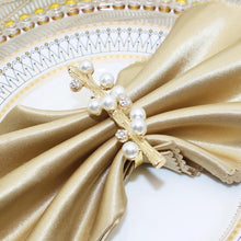 Load image into Gallery viewer, Pearl Branch Napkin Rings, Pearl Napkin Rings, Branch Napkin Rings, Gold Napkin Rings, Wedding Napkin Rings, Holiday Napkin Rings, Decorative Serviette Rings, Holiday Napkin Holders, Napkin Ring Buckles, Wedding Decorations, Decorations for Weddings, Dinner Table Rings, Dinner Table Decor, Halloween, Thanksgiving, Banquet, Party, Wedding
