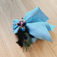 Load image into Gallery viewer, Black Feather Napkin Rings, Feather Napkin Rings, Peacock Feather Napkin Rings, Peacock Napkin Rings, Turquoise Napkin Rings, Baby Shower Napkin Rings, Wedding Napkin Rings, Handmade Napkin Rings,Wedding Decoration, Tabletop Decor, Party Wedding Set, party, Ornament Table Setting, Napkin Rings Wholesale, Napkin Ring Buckles, napkin decor, Holiday Napkin Ring, Holiday Napkin Holder, Dinner Table Rings, Dinner Table Decor, Decorative Serviette Ring, Decoration for Wedding, colorful napkin rings
